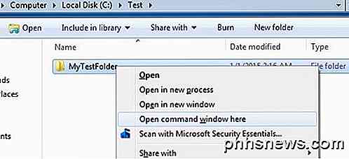 Sådan udskrives en liste over filer i en Windows-mappe