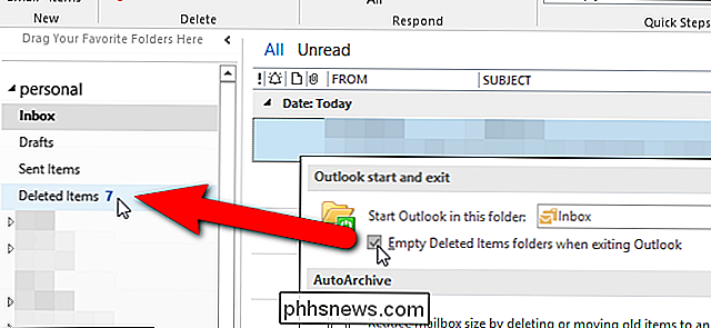 Kaip automatiškai ištrinti ištrintus aplankus, kai baigiate darbą iš Outlook